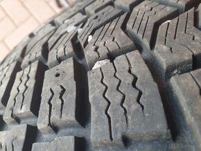 Kusovka BMW  X5  235/65R17 - 3