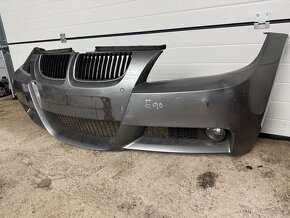 BMW E90/E91 M-Paket přední nárazník PDC verze - 3