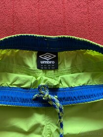 Kraťasy UMBRO vel.116 - 3