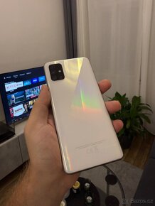 Samsung Galaxy A51 ve velmi dobrém stavu - 3