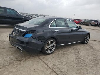 MERCEDES-BENZ C 300 2018 - 3