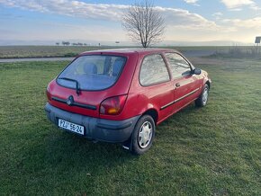 Mazda 121 49 100 KM - 3