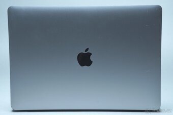 ZÁRUKA/Macbook Air 13.3"/I5 1.6GHZ/8GB RAM/128GB SSD/CZ - 3