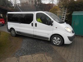 opel vivaro  lonc 2,0 81kw  9 mist .super stav - 3