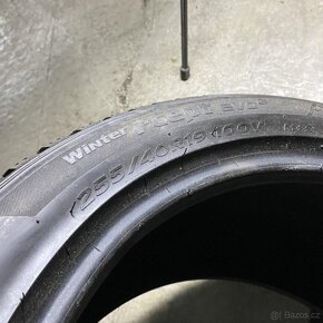 Zimní pneu 255/40 R19 100V Hankook 5mm - 3