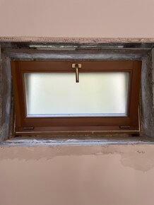 Dřevěná okna - 2x francouzská + 4x malá - 3