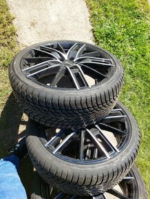 235/35R19 Nokian Snowproof zimni sada - 3