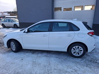 Hyundai i30 1.0i BENZIN r.22 43000km po1.majiteli PLNÝSERVIS - 3