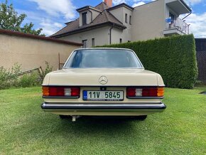 Mercedes Benz W123 230 - 3