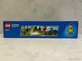 LEGO® City 40582 Terénní sanitka 4x4 /NOVÉ/ - 3