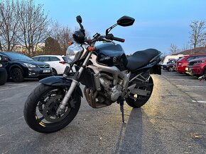 Yamaha FZ6 - 3