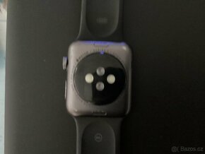 Apple Watch Series 3 42 mm - 3