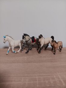 Schleich koně - 3