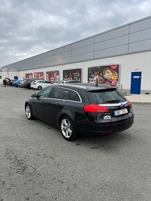 Opel insignia 2D 96kw v top stavu - 3