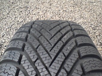 Zánovní zimní pneu Pirelli 195/55R16 Sada za 5500kč - 3