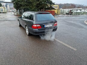 Mercedes E320i W211combi - 3