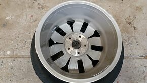 5x120 mm R17 Volkswagen - 3