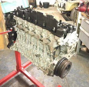 MOTOR M57N2 306D5 210kw - 3