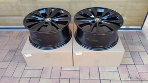 NOVÉ originální ALU kola ŠKODA 5x112 R17 Superb 2,Octavia 3 - 3