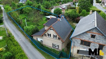 Prodej rodinného domu 4+1 o velikosti 135 m², pozemek 2123 m - 3