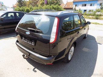 Ford Focus 1.8I 92 KW TITANIUM NAVI TAŽNÉ - 3