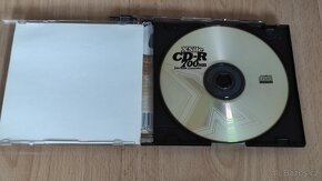 CD / DVD (prázdné) - 3