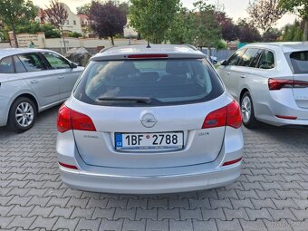 OPEL ASTRA SPORT TOURER 1,6 D - 3