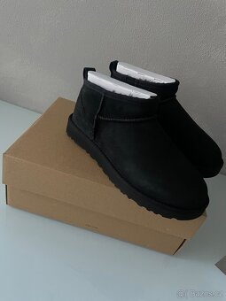 UGG Ultra Mini Classic válenky - 3