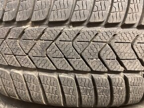 Zimní pneumatiky Pirelli rozměr 225 /55/17 zimní, disky BMW - 3