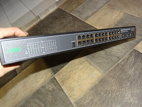 ADEX OPTICKY reversní poe managed switch 24x Gbit port 2x SF - 3