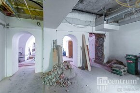 Prodej obchodního prostoru 225 m2 Resselovo náměstí, Chrudim - 3