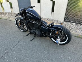 Stavba Harley-Davidson Sportster Iron XL 883 - 3