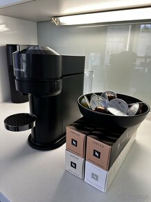 Nespresso Vertuo Next Black Premium - 3