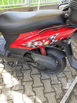 Skútr 50 Kymco DJ 50s - 3