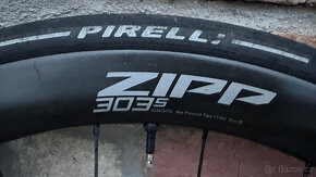 Zipp karbonová kola 303 S Disc TL CenterLock HG + pláště - 3