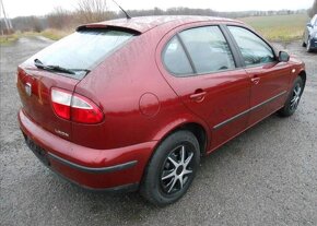 Seat Leon 1,4 i 16V 55 kW KLIMA Serviska benzín - 3