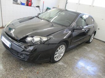 Renault Laguna 2,0 DCi 4CONTROL 150 - 3