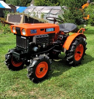 KUBOTA B5000 - 3