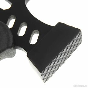 Prodám Bushman sekeru Axe black UNI - 3