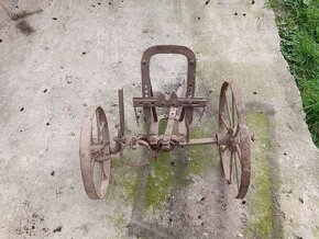 Staré zemědělské stroje - 3