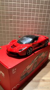 Model auta La Ferrari - vhodné jako dárek - 3