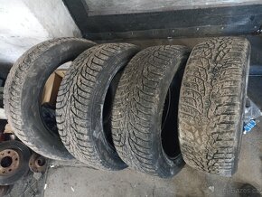 4xpneu zimní Nokian wrd4 225/55/17 vzorek 4.5-5mm - 3