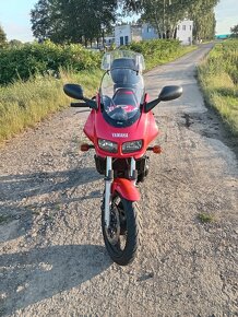 Yamaha FZS 600 Fazer - 3