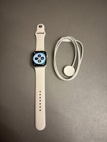 Apple Watch 8 45mm, jako nové, 97% baterie - 3