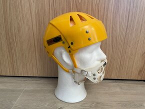 Retro žlutá hokejová helma Jofa - 3