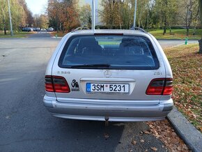 Mercedes-Benz Třídy E, 270 CDI kombi - 3