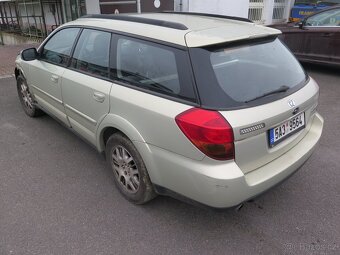 Subaru Outback 2.5 4x4, po nehodě (LP roh) - 3