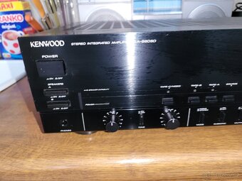 Prodám Kenwood- KA880SD, výkon 2+100 watt při 8ohm, super zv - 3