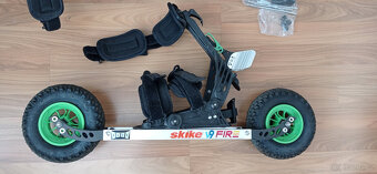 Kolečkové lyže Skike v9 FIRE 200 + hole Leki XTA 6.5 Vario - 3