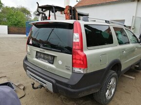 +Volvo XC70 - 3